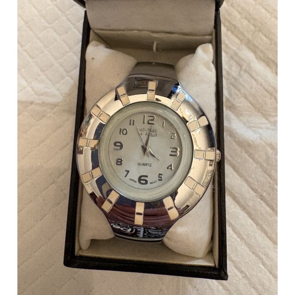 Montres de Fleur Women's Watch - Silver Tone Bangle Cuff